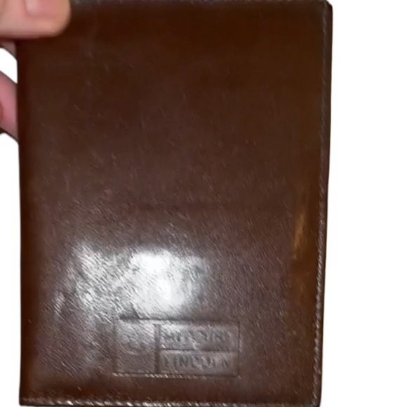 Brown, Kidskin Leather Passport holder stamped in gold Passport to adventure - Picture 4 of 7